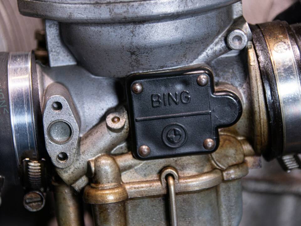 Image 29/50 of BMW R 80 GS (1988)