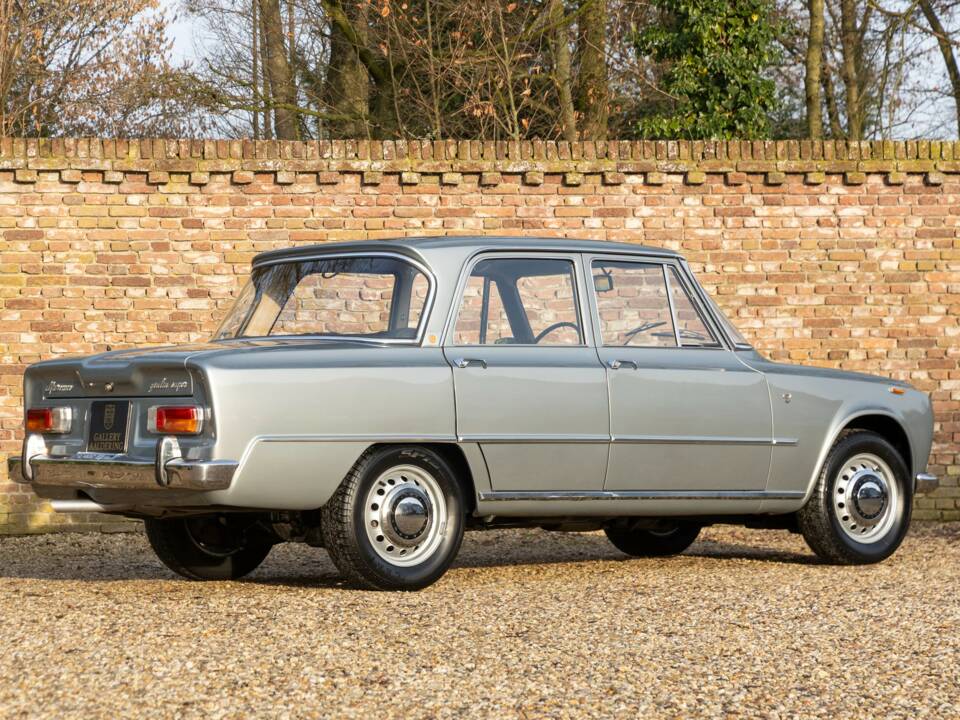 Afbeelding 32/50 van Alfa Romeo Giulia 1600 S (1968)