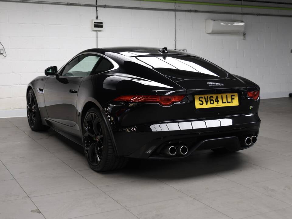 Afbeelding 10/50 van Jaguar F-Type R (2014)