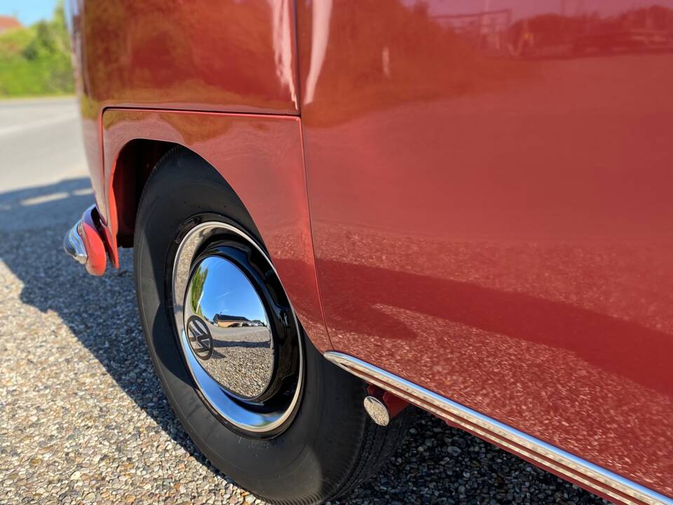 Immagine 18/61 di Volkswagen T1 Samba 1.2 (1958)