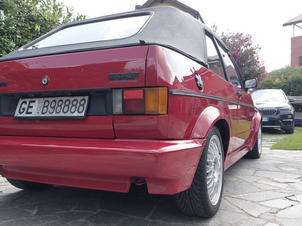 Image 47/55 de Volkswagen Golf Mk I Convertible 1.6 (1990)