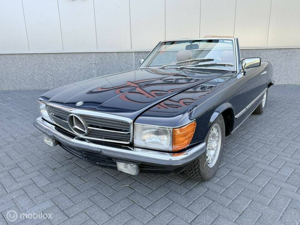 Image 9/22 de Mercedes-Benz 560 SL (1984)