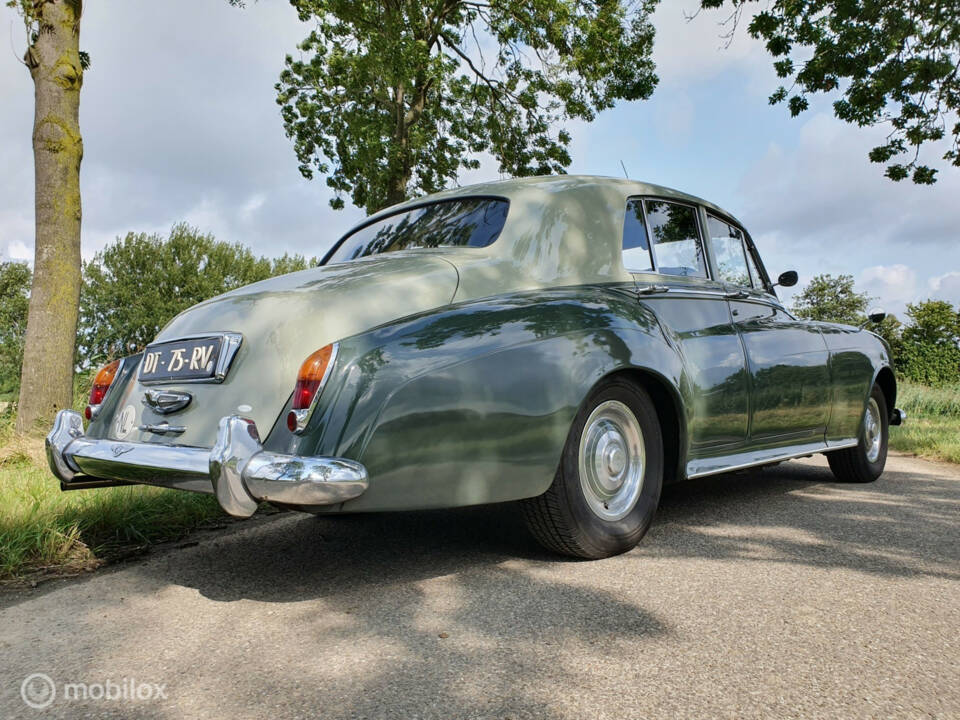 Afbeelding 7/50 van Bentley S 3 (1963)