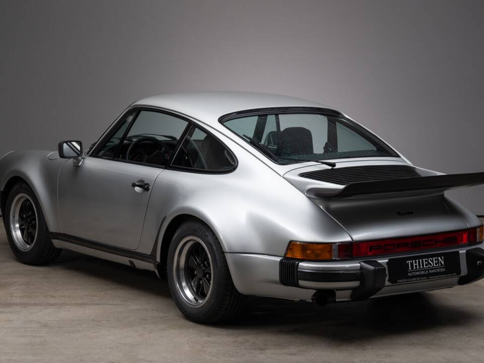 Image 9/29 of Porsche 911 Turbo 3.0 (1976)