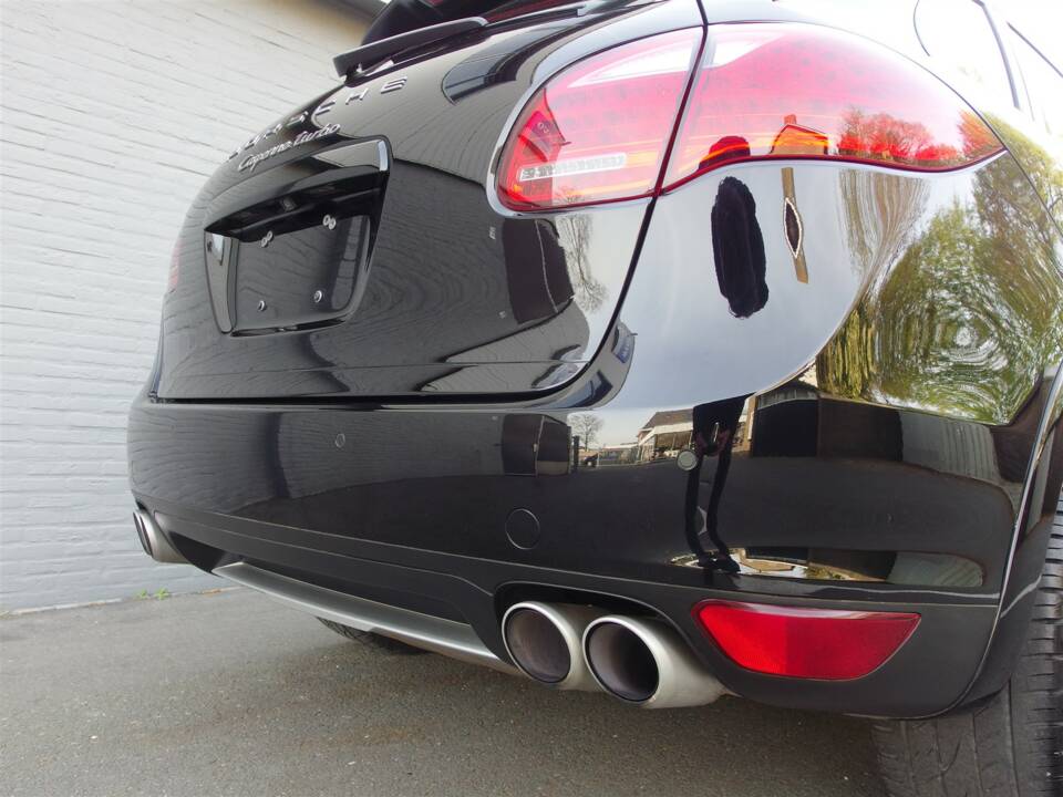 Imagen 18/97 de Porsche Cayenne Turbo (2011)