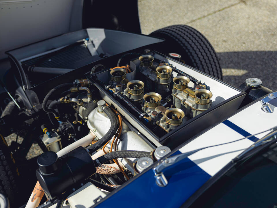 Imagen 14/15 de Shelby Daytona Cobra Coupe (1964)
