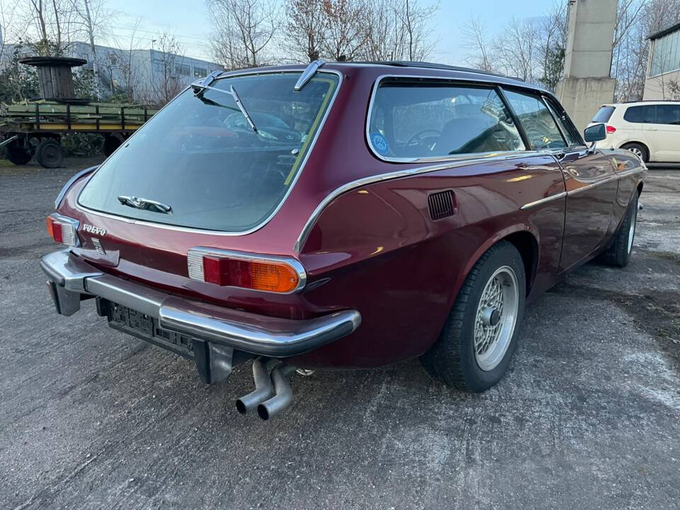 Image 7/47 of Volvo 1800 ES (1972)