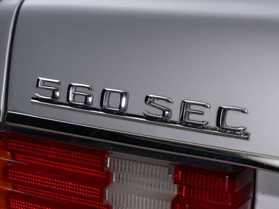 Bild 18/35 von Mercedes-Benz 560 SEC (1988)