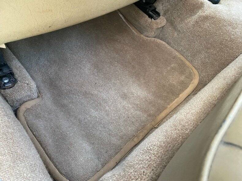 Bild 24/50 von Rover 3500 S Estoura (1974)