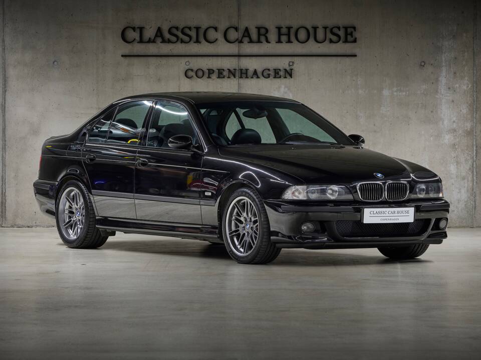 Image 12/99 of BMW M5 (2000)