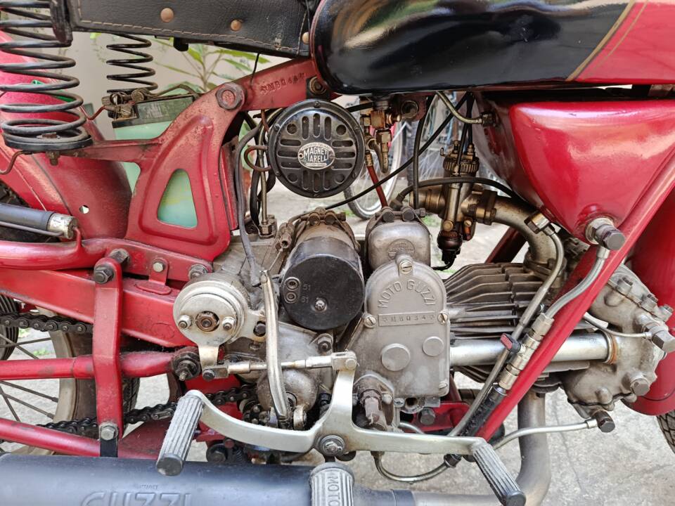Image 39/46 of Moto Guzzi DUMMY (1955)