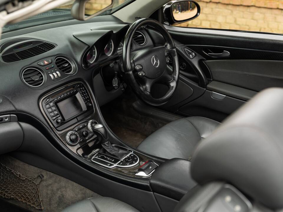 Bild 50/50 von Mercedes-Benz SL 500 (2002)