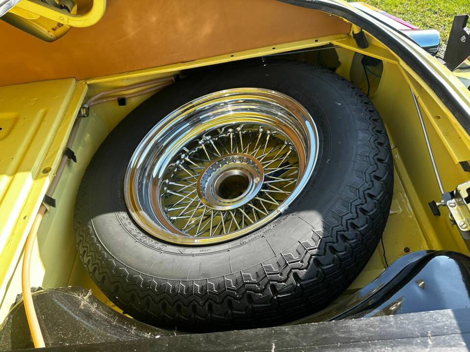 Afbeelding 65/100 van Jaguar E-Type (1968)