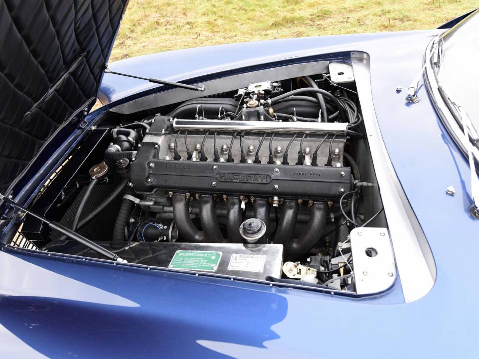 Image 34/50 of Maserati 3500 GTI Touring (1962)