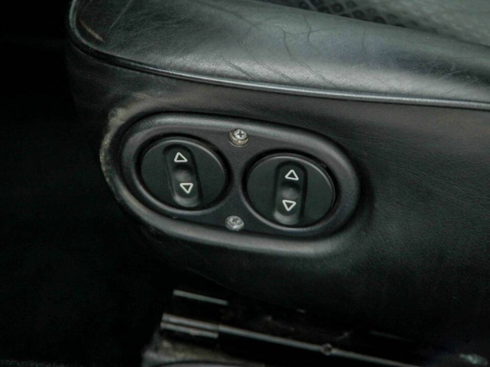 Bild 36/50 von Porsche 911 SC 3.0 (1982)