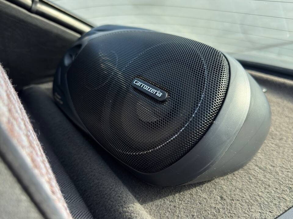 Immagine 34/39 di Mercedes-Benz 190 E 2.6 (1990)