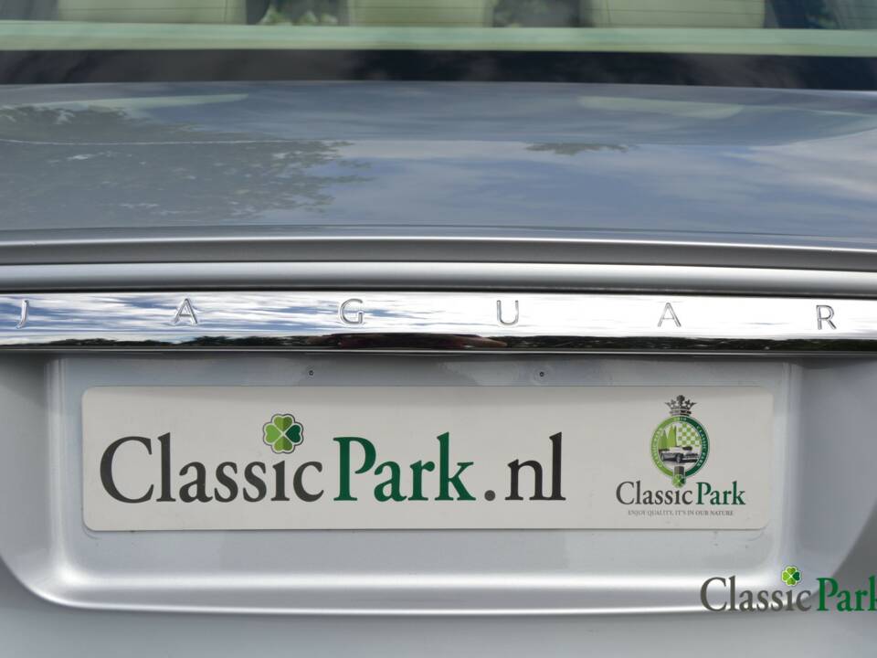 Immagine 45/46 di Jaguar XJ 8 3.5 (2007)