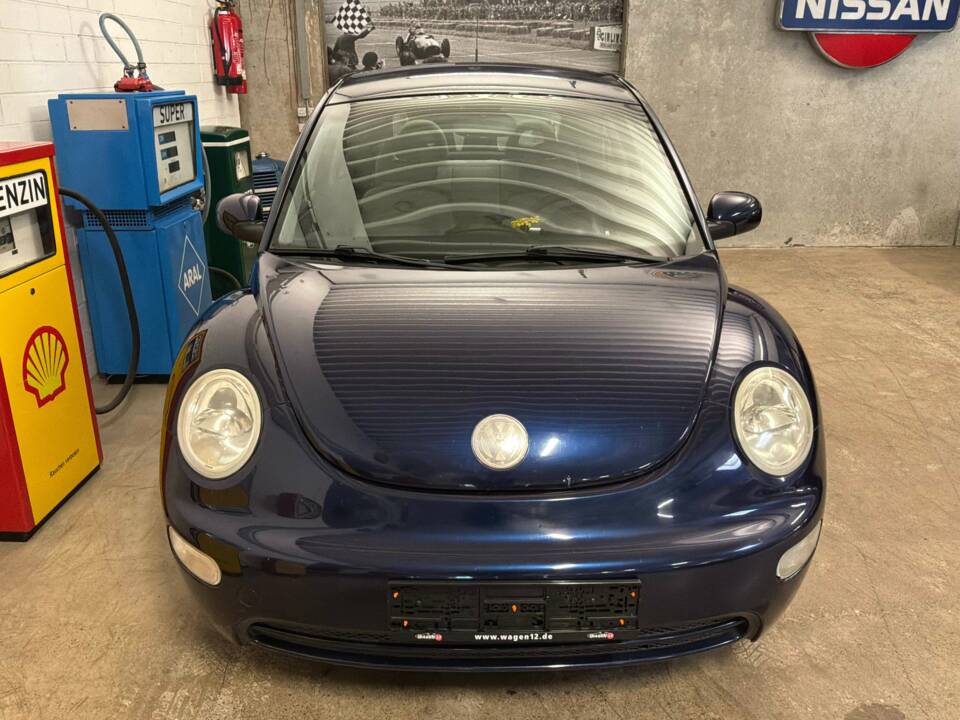 Bild 5/17 von Volkswagen New Beetle 1.4 (2002)