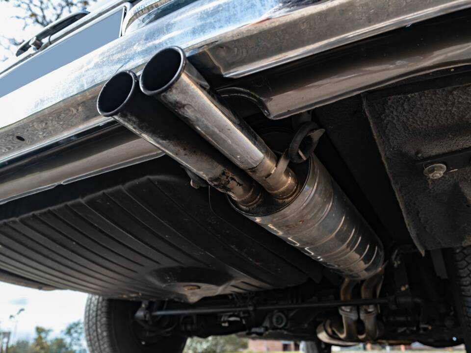 Image 75/86 of Mercedes-Benz 300 SE (1965)