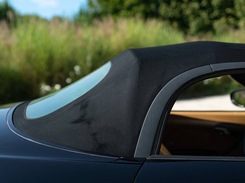 Image 27/50 de Porsche Boxster (2000)