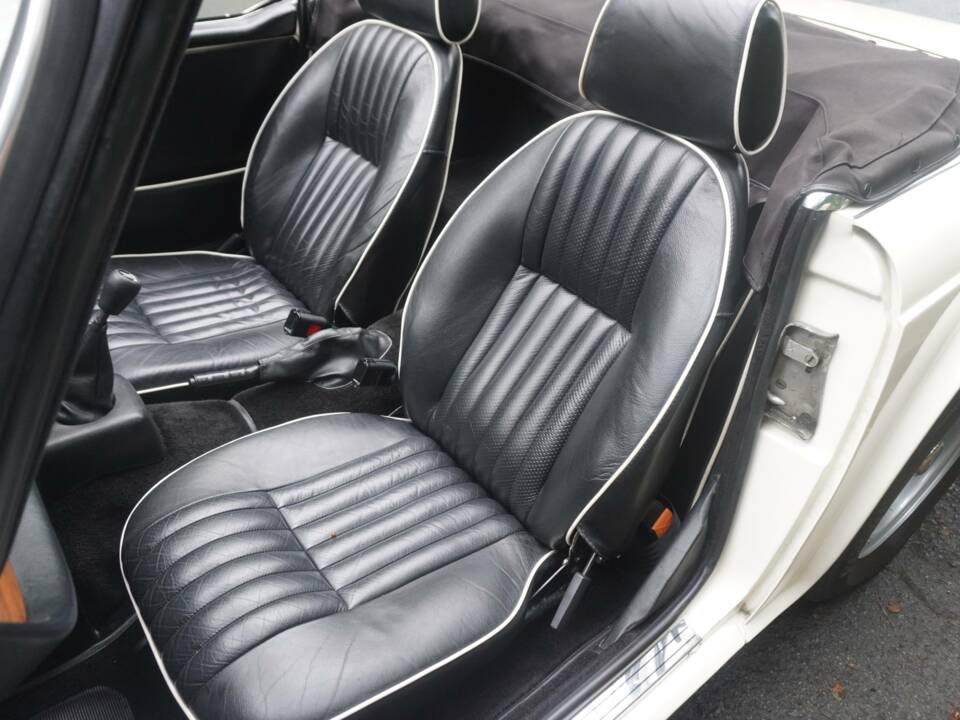 Bild 16/24 von Triumph TR 6 PI (1973)