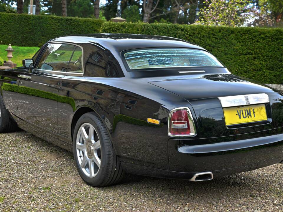Immagine 10/50 di Rolls-Royce Phantom Coupé (2010)