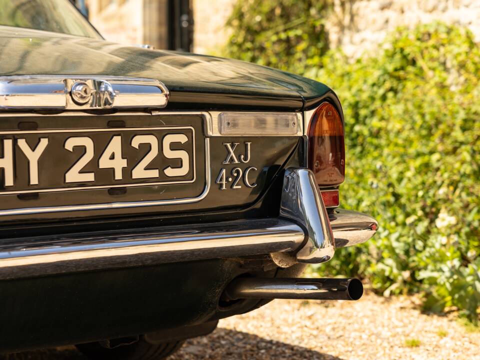 Bild 14/26 von Jaguar XJ 6 C 4.2 (1977)