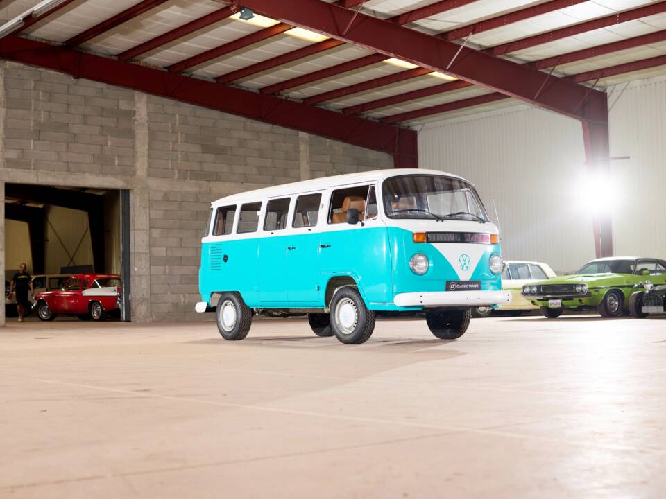 Image 11/39 of Volkswagen T2c Combi (1996)