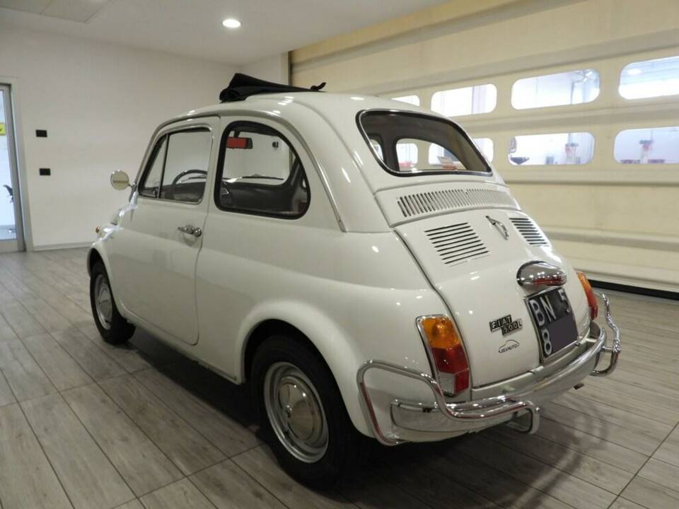 Immagine 3/15 di FIAT 500 L (1971)