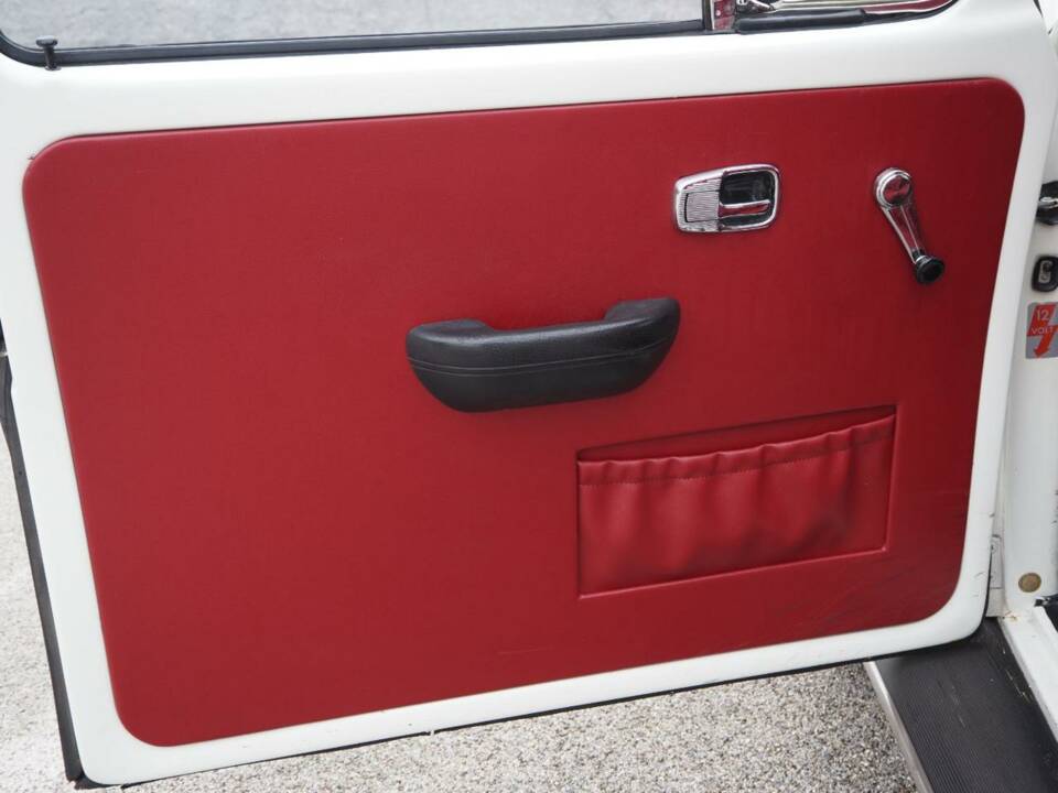 Bild 18/50 von Volkswagen Käfer 1200 (1968)