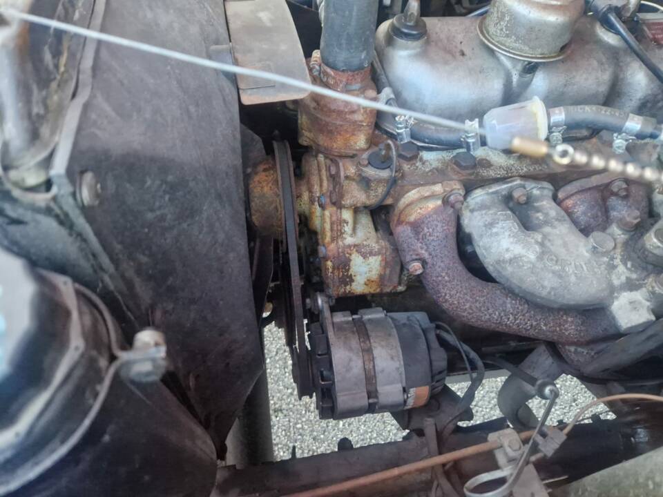 Image 34/54 of Land Rover 109 (1970)