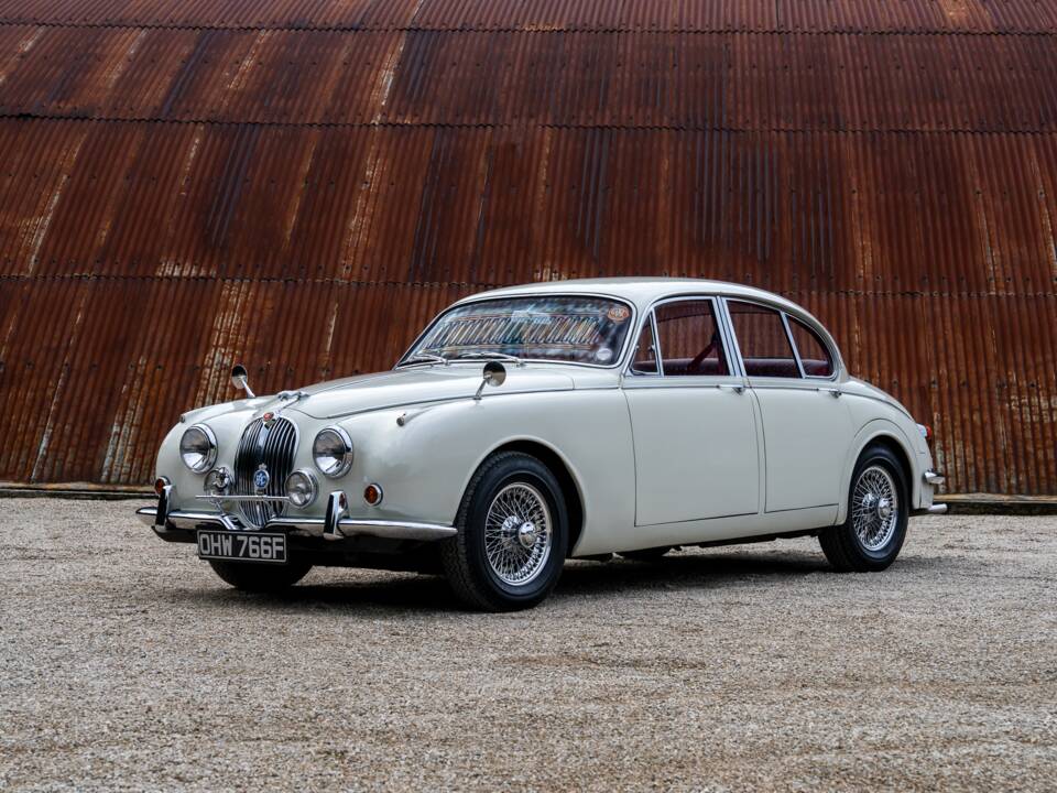 Bild 39/51 von Jaguar 240 (1968)