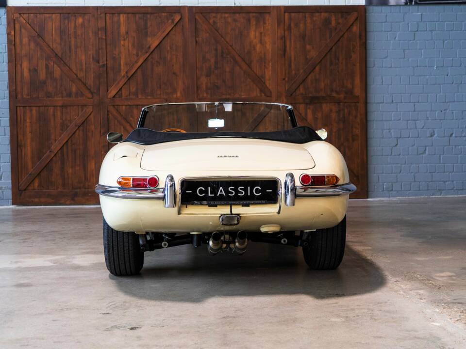 Obraz 8/29 pojazdu Jaguar E-Type 3.8 (1963)