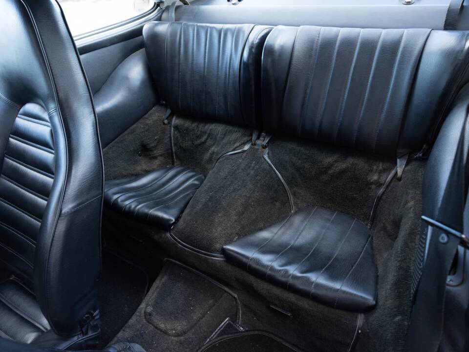 Image 39/58 of Porsche 911 2.7 S (1974)