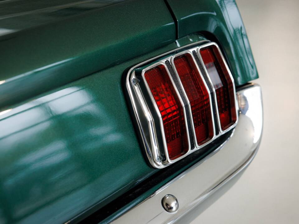 Image 26/32 of Ford Mustang 289 (1965)
