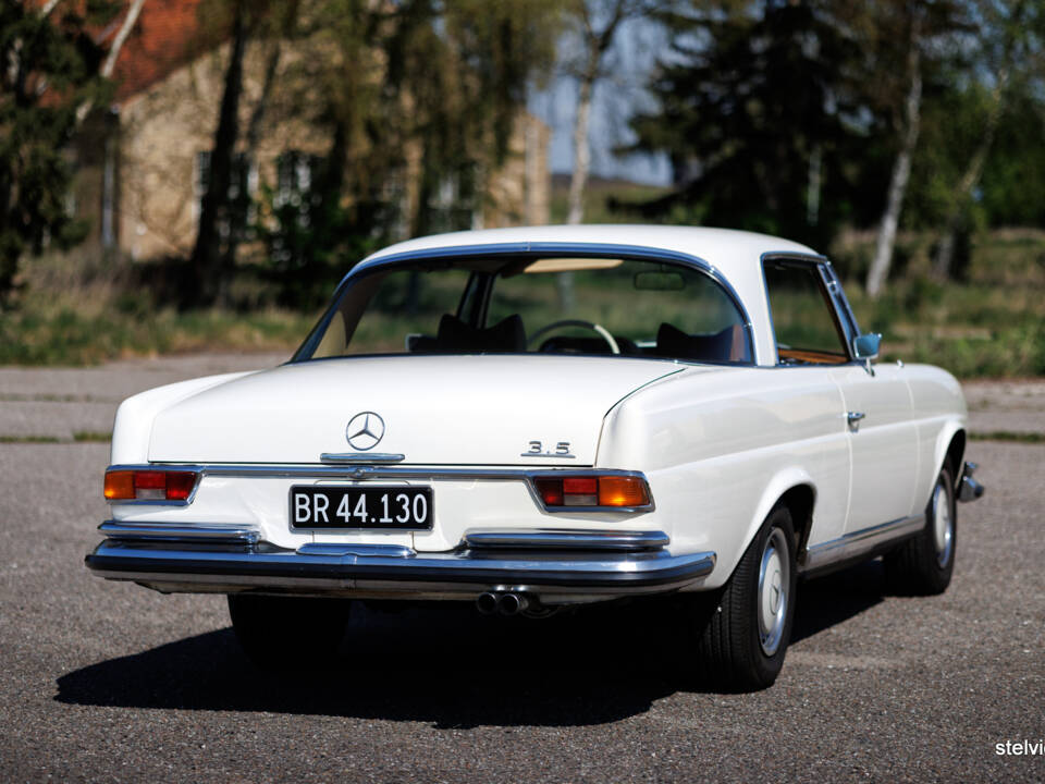 Image 10/38 of Mercedes-Benz 280 SE 3,5 (1970)