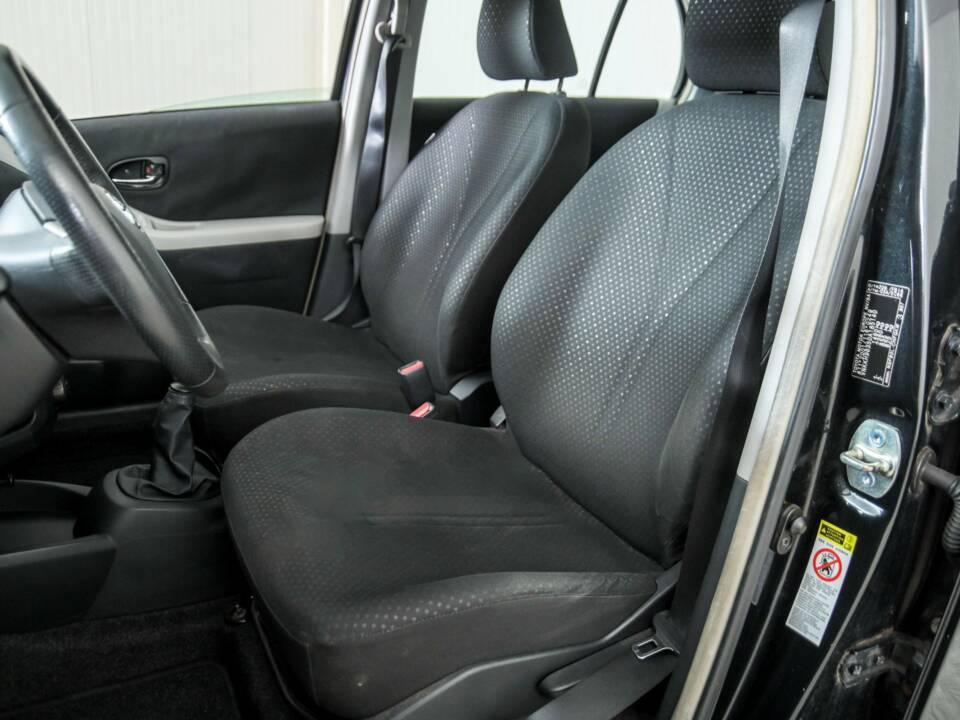 Bild 27/50 von Toyota Yaris 1.33 VVT-i (2011)