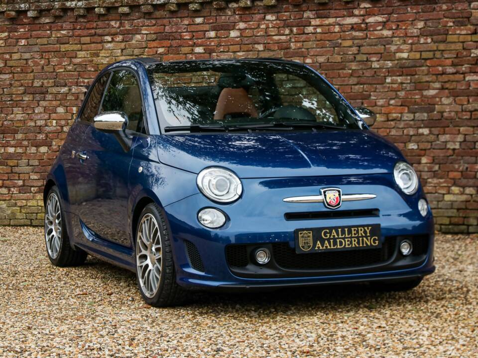 Image 39/50 of Abarth 595 Cabrio Italia (2011)