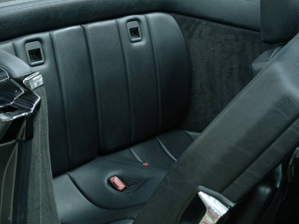 Image 31/50 of Mercedes-Benz SL 500 (1994)