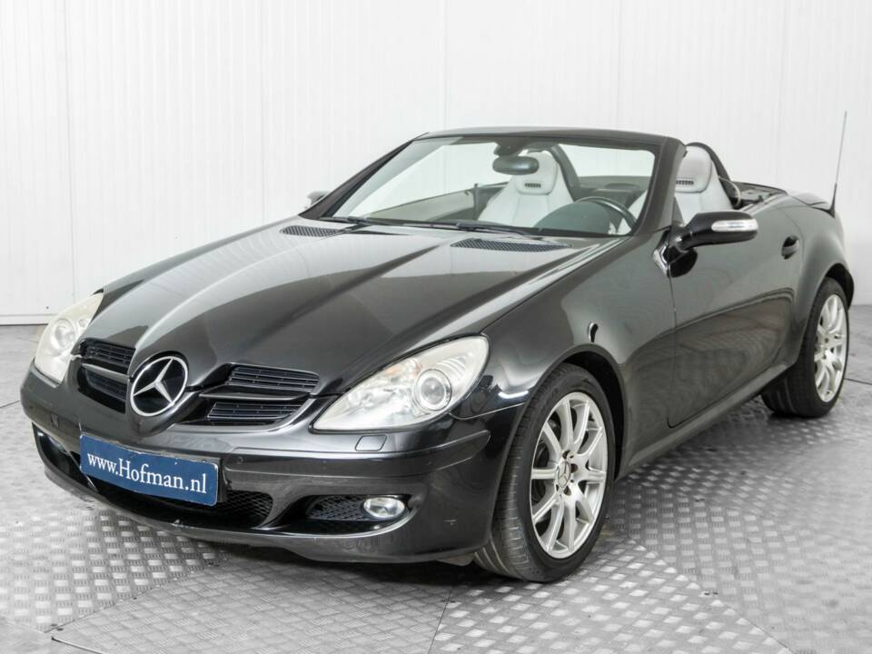 Bild 18/50 von Mercedes-Benz SLK 280 (2005)