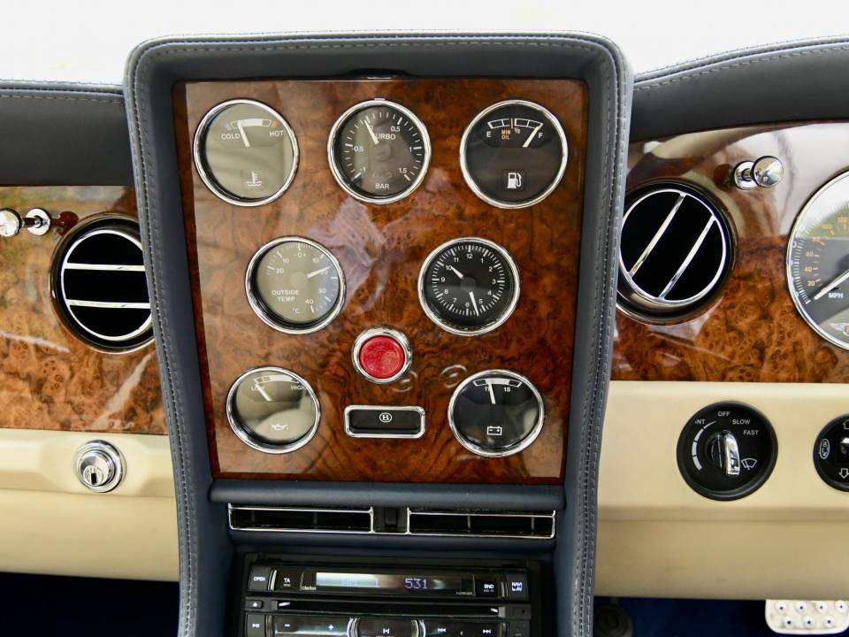 Bild 31/50 von Bentley Continental T (2003)