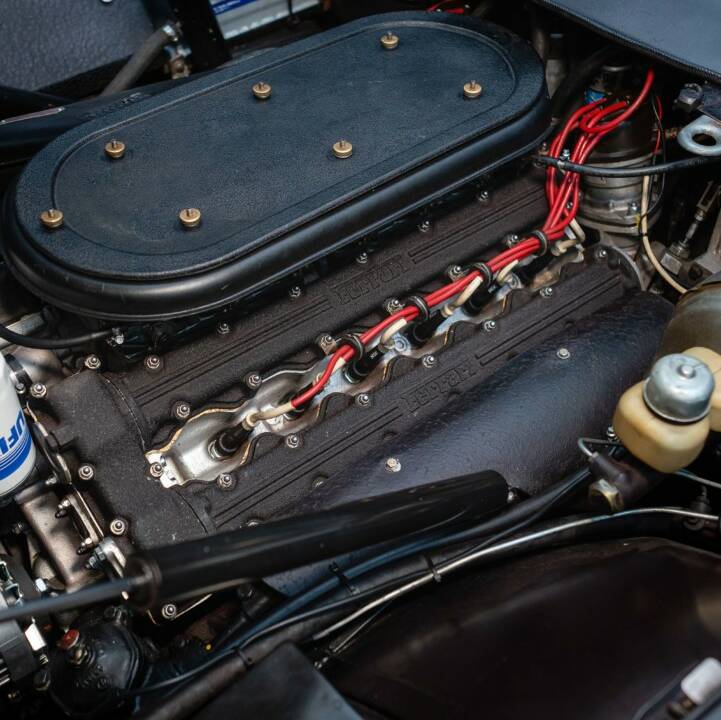 Image 23/50 de Ferrari 365 GTB/4 Daytona (1973)