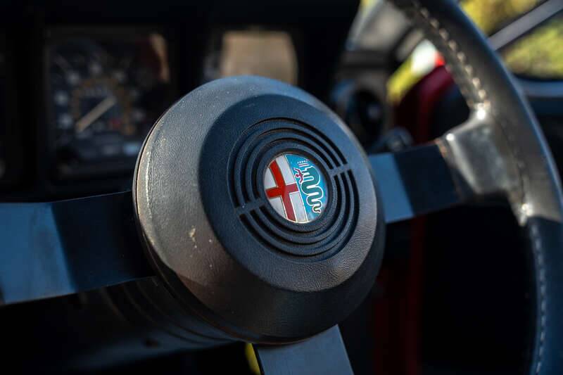 Bild 33/49 von Alfa Romeo GTV6 Autodelta (1983)