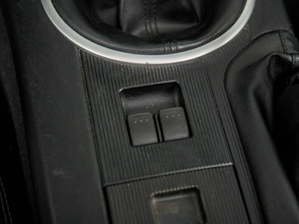 Imagen 38/50 de Mazda MX-5 1.8 (2008)