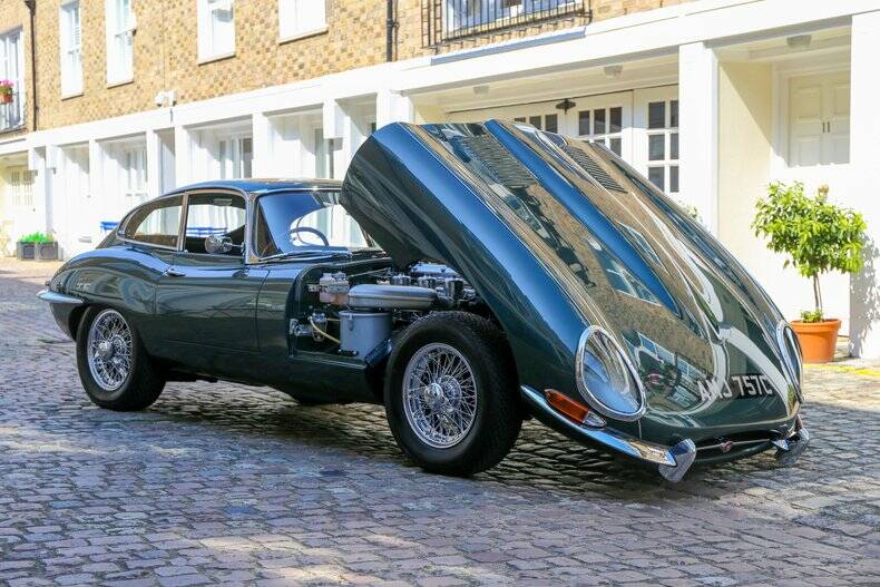 Image 36/50 of Jaguar E-Type 4.2 (1965)