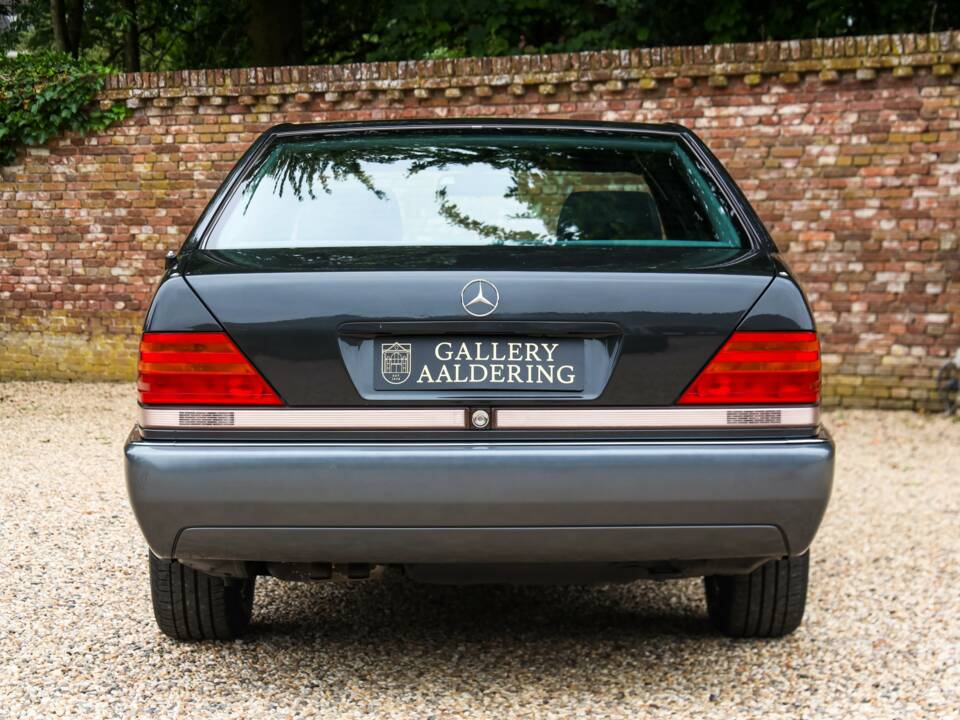 Bild 6/50 von Mercedes-Benz 400 SE (1991)
