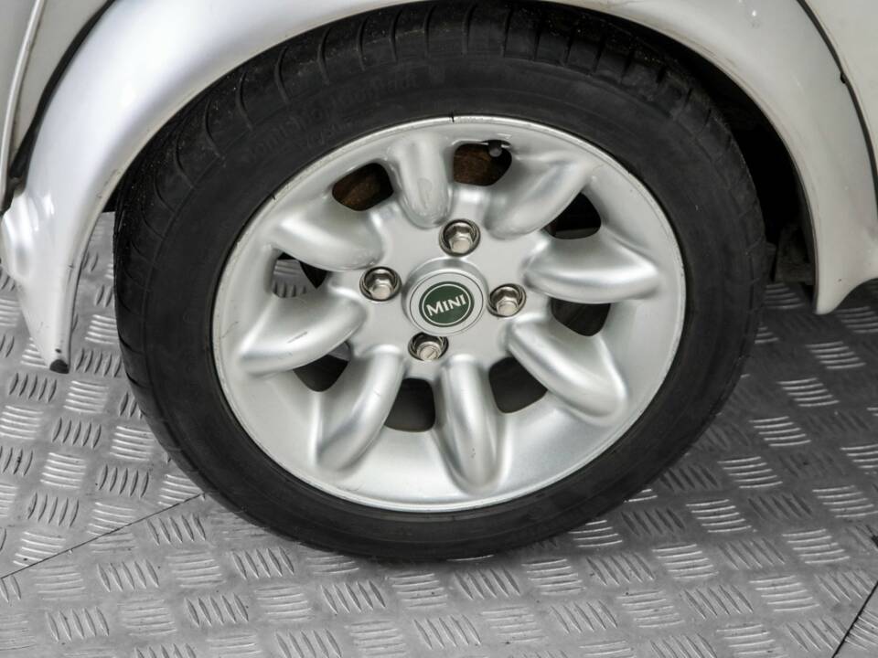 Bild 27/50 von Mini Cooper 1.3i MPI (1999)