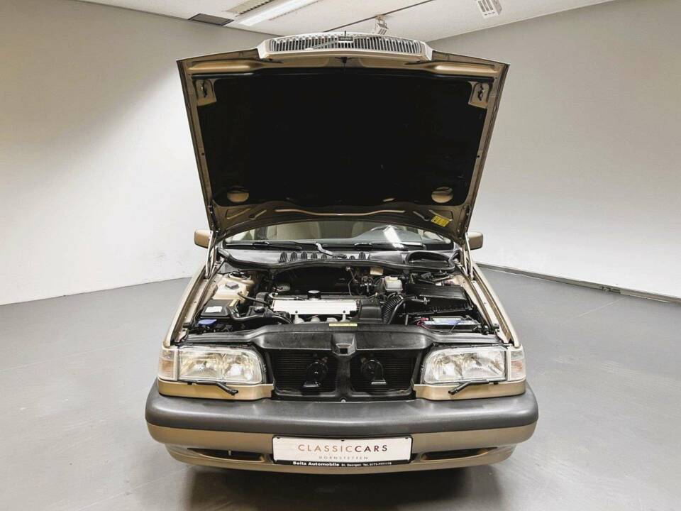 Bild 4/15 von Volvo 850 2.5-10V (1994)