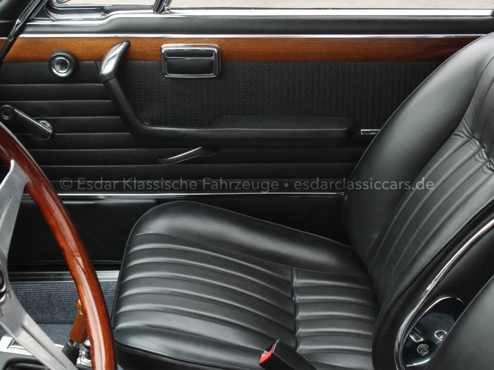 Image 24/42 de BMW 3.0 CSi (1972)