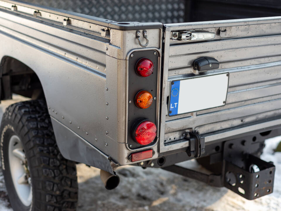 Image 38/98 of Land Rover Defender 130 Double Cab (2008)